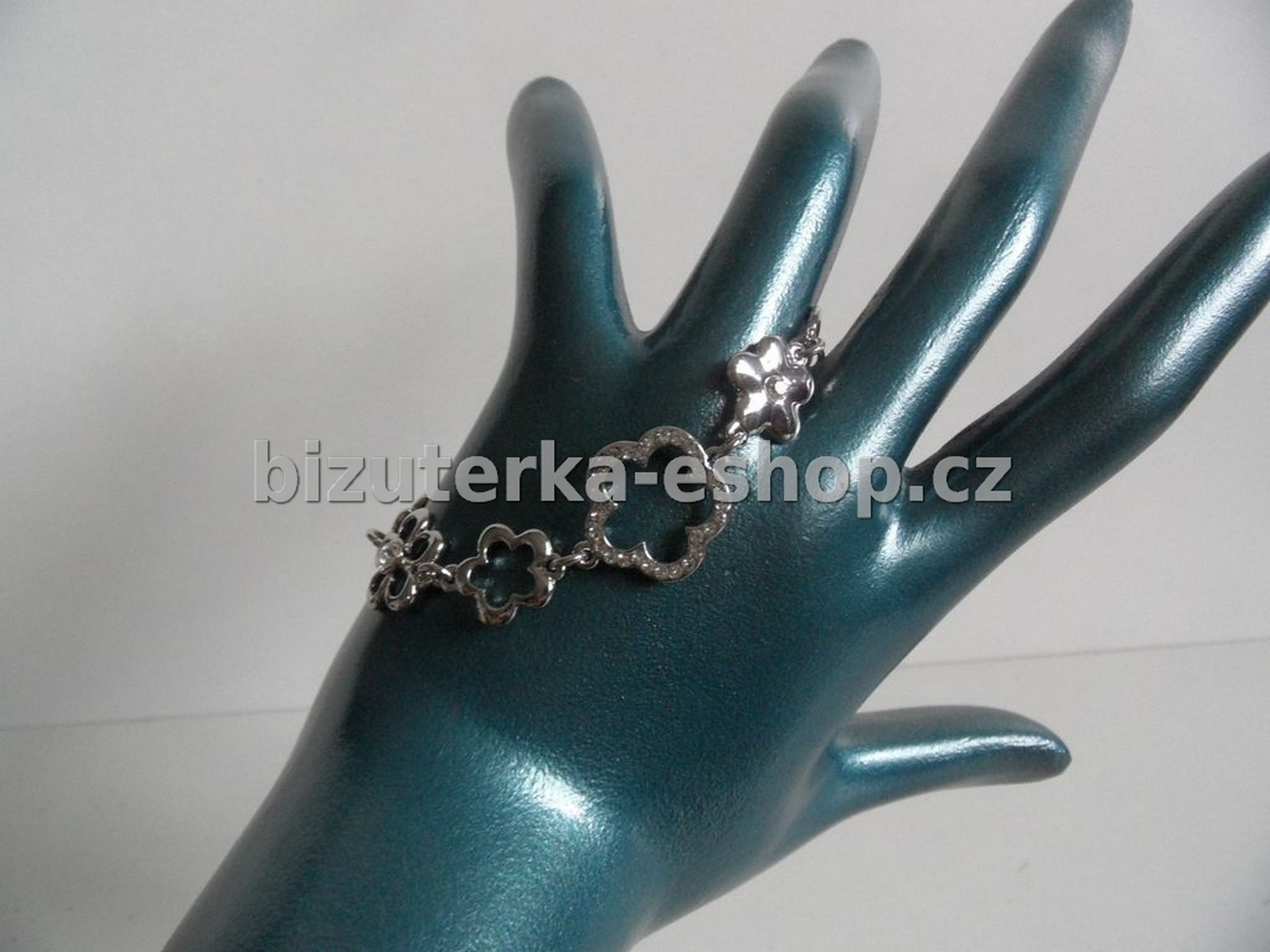 Náramek s kamínky stříbrný BZ-04155