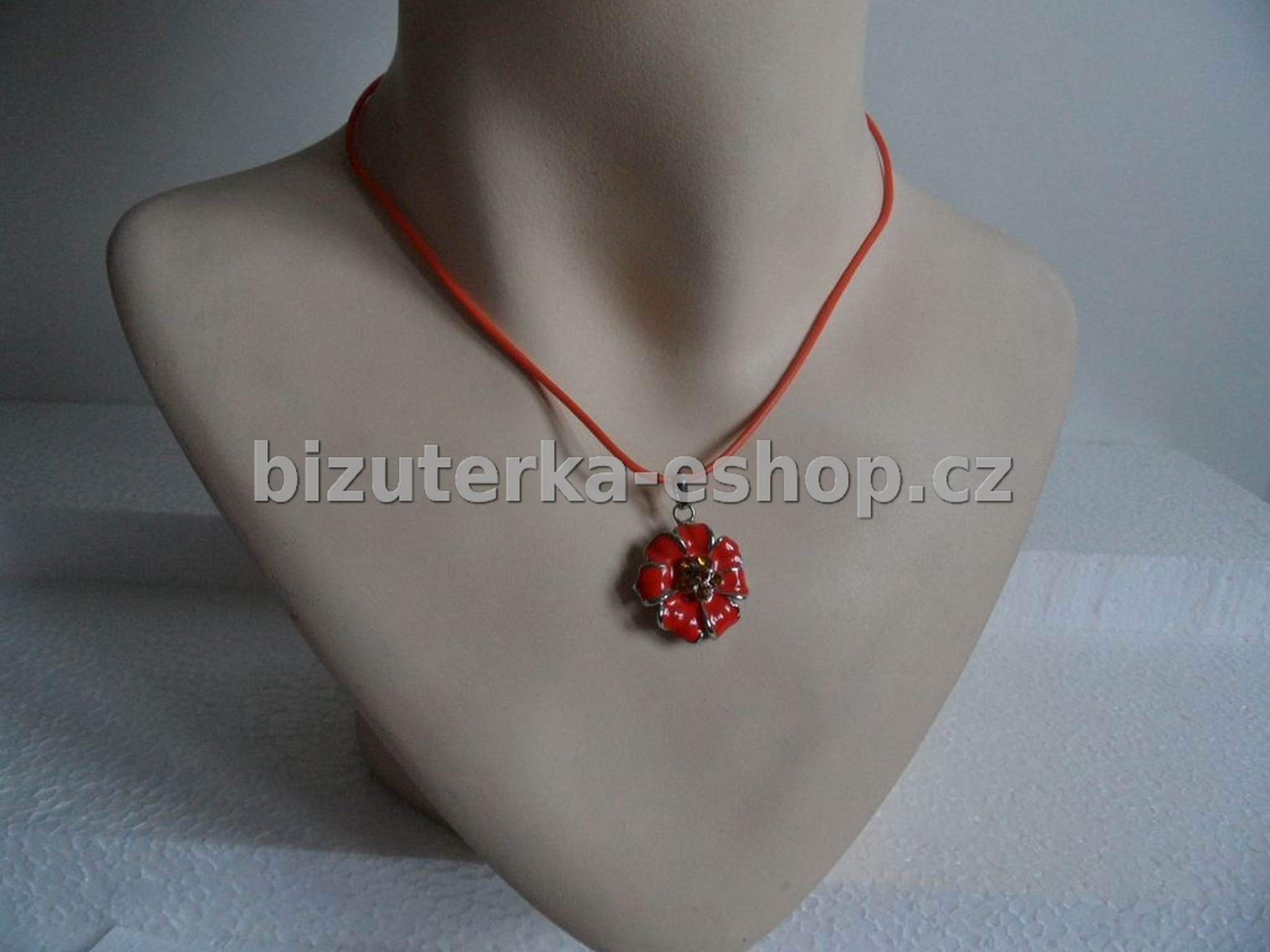 Náhrdelník na bužírce s kytkou oranžový BZ-04272