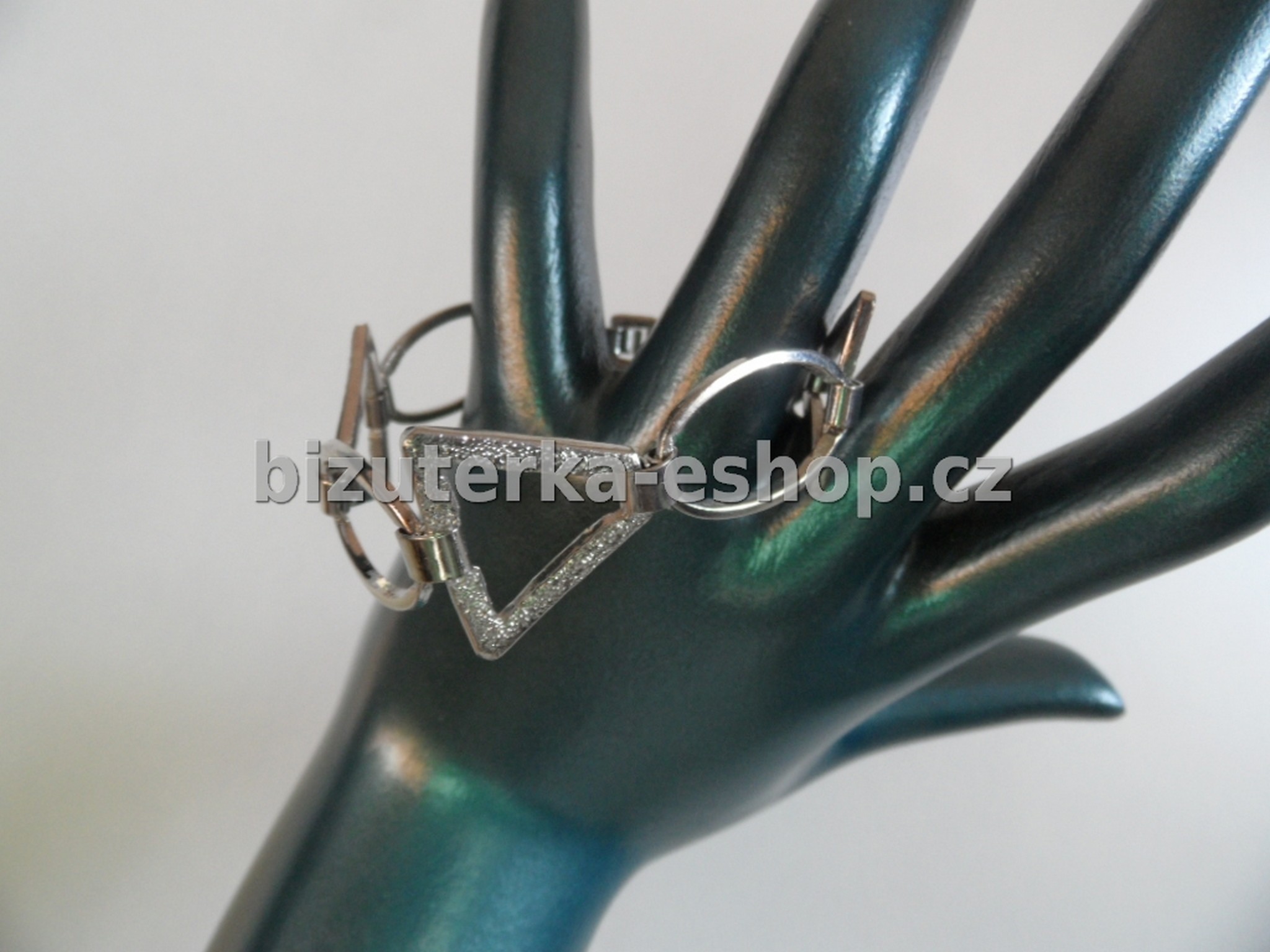 Náramek stříbrný BZ-04288