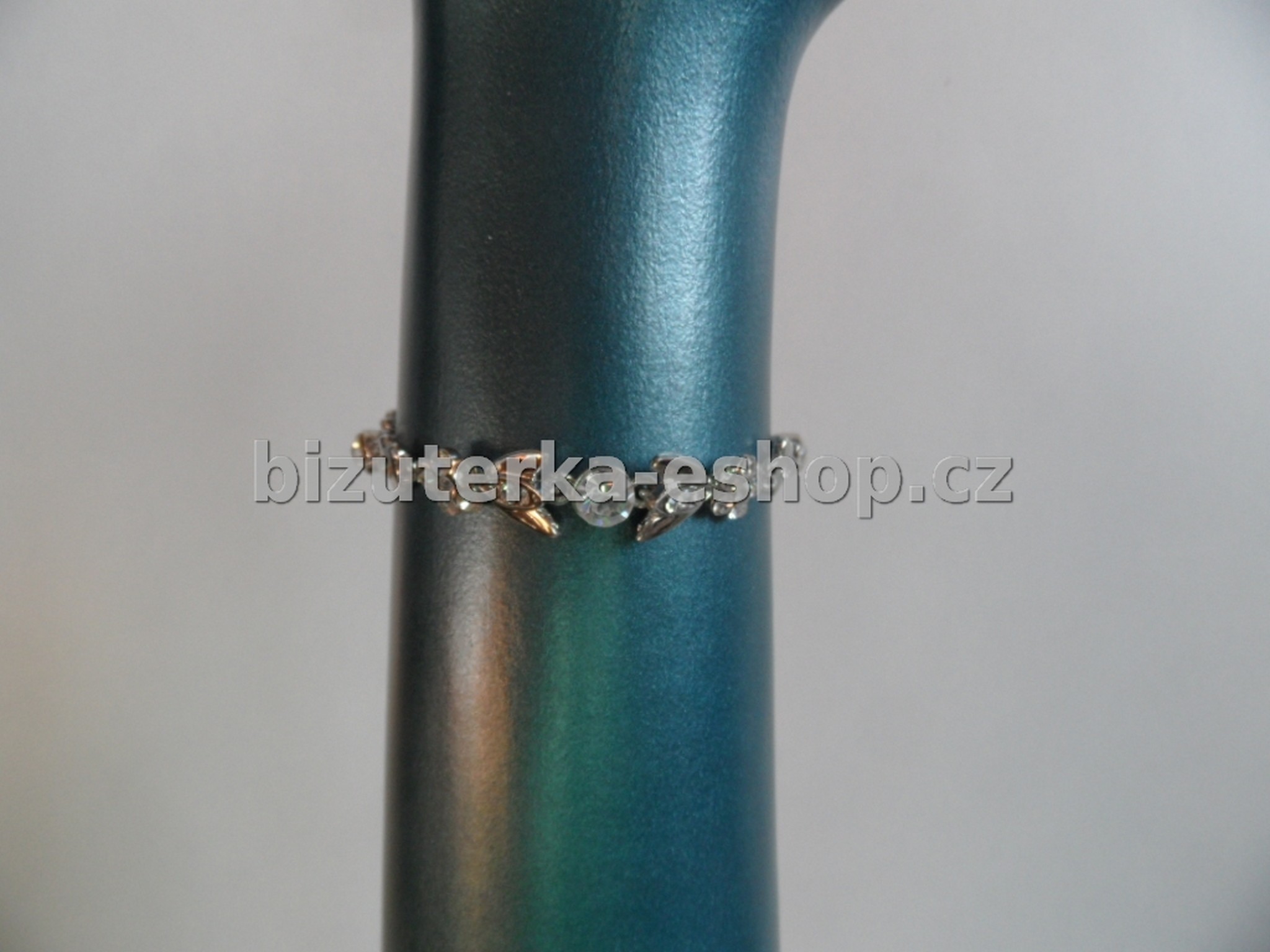 Náramek s kamínky stříbrný BZ-04320