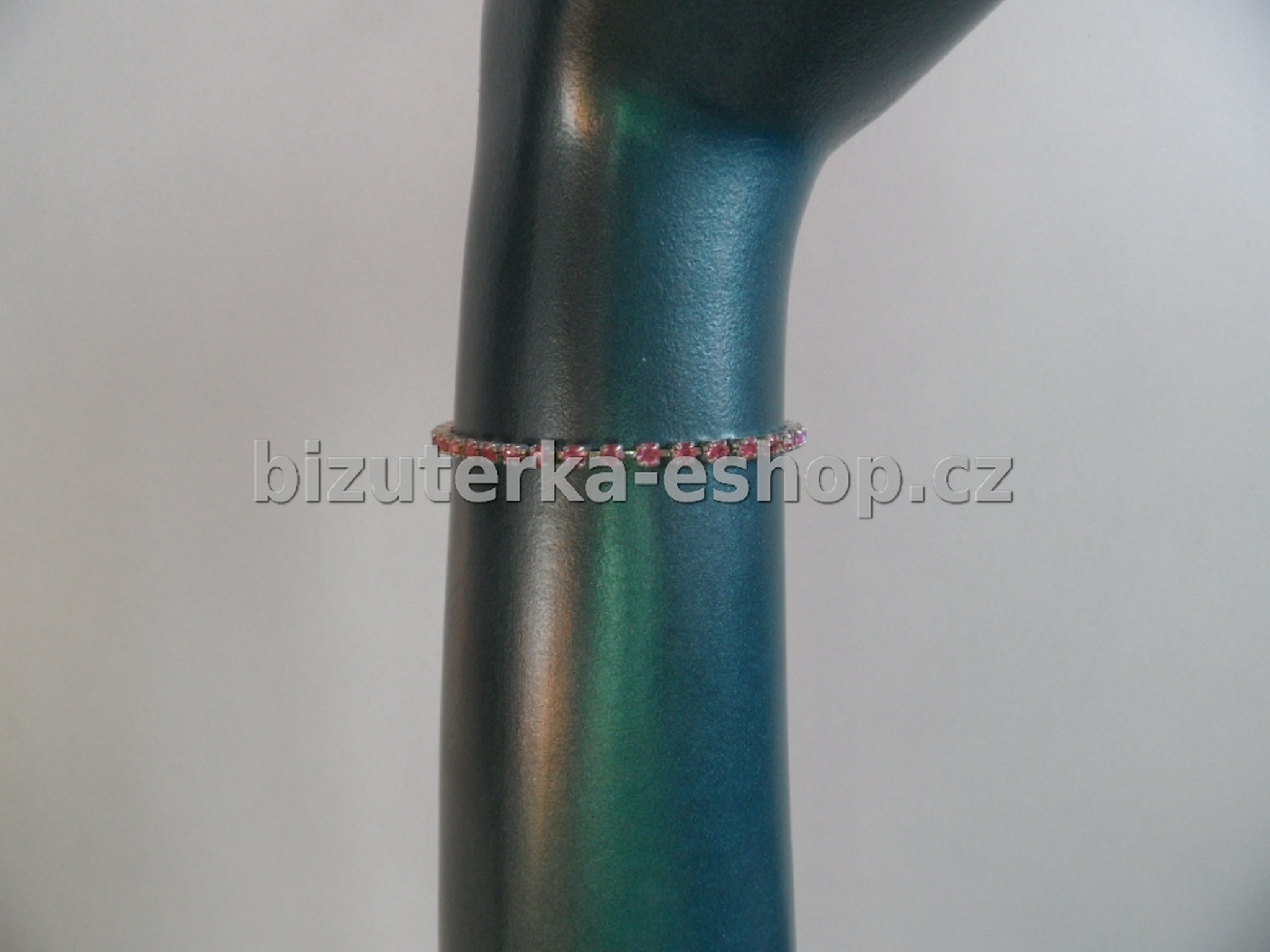 Náramek štrasový růžový BZ-04322