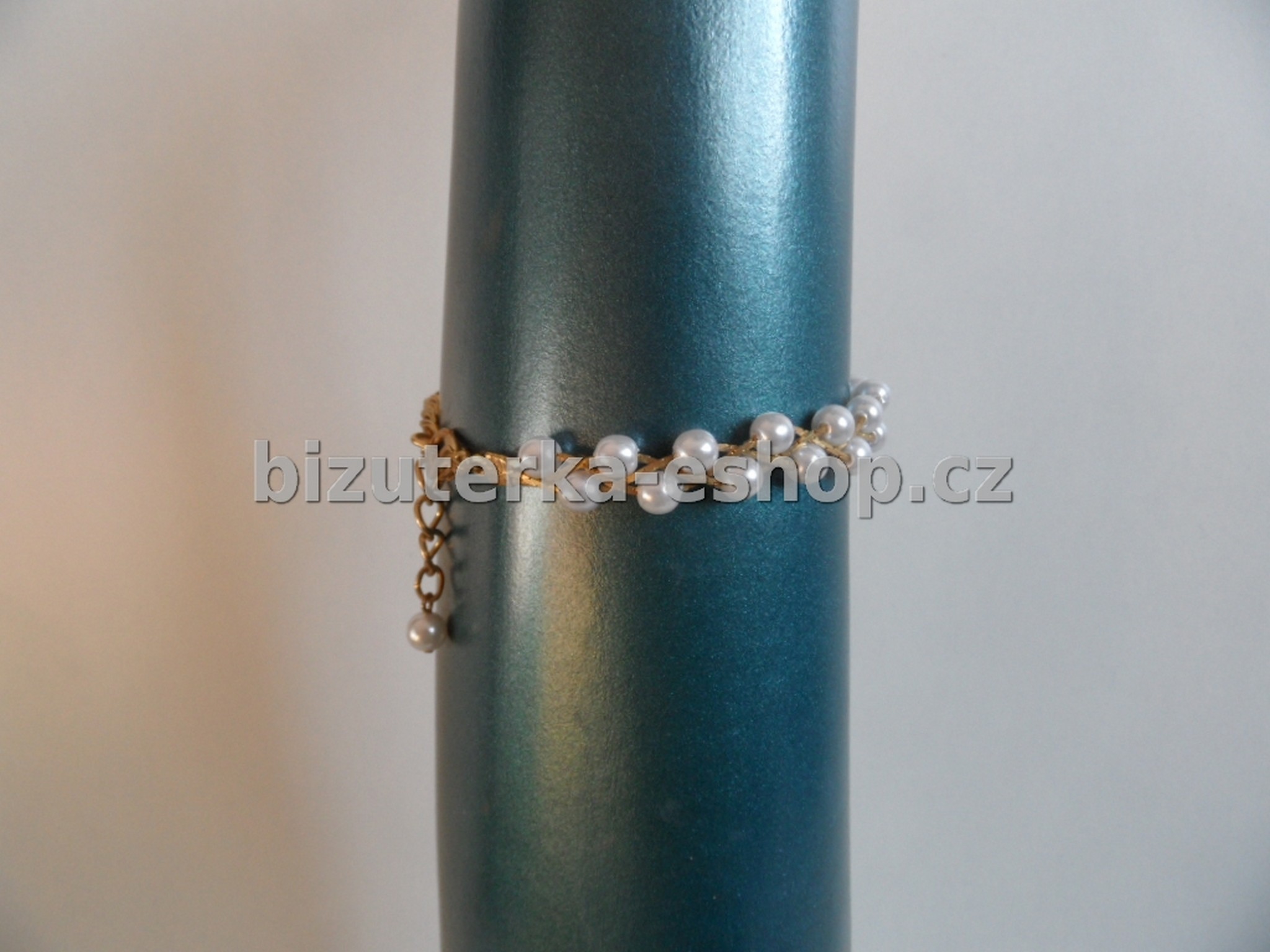 Náramek z perliček bílo zlatý BZ-04363