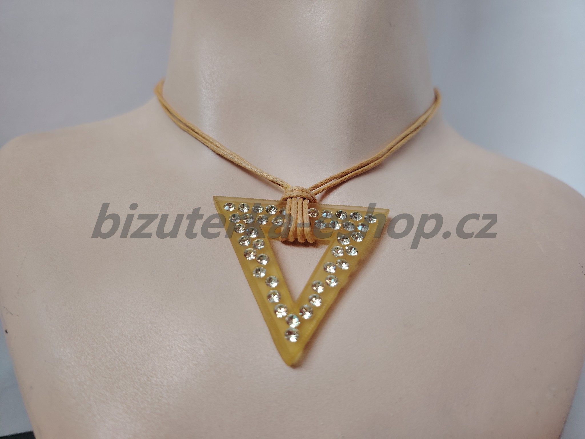 Náhrdelník s přívěškem žlutý BZ-04406
