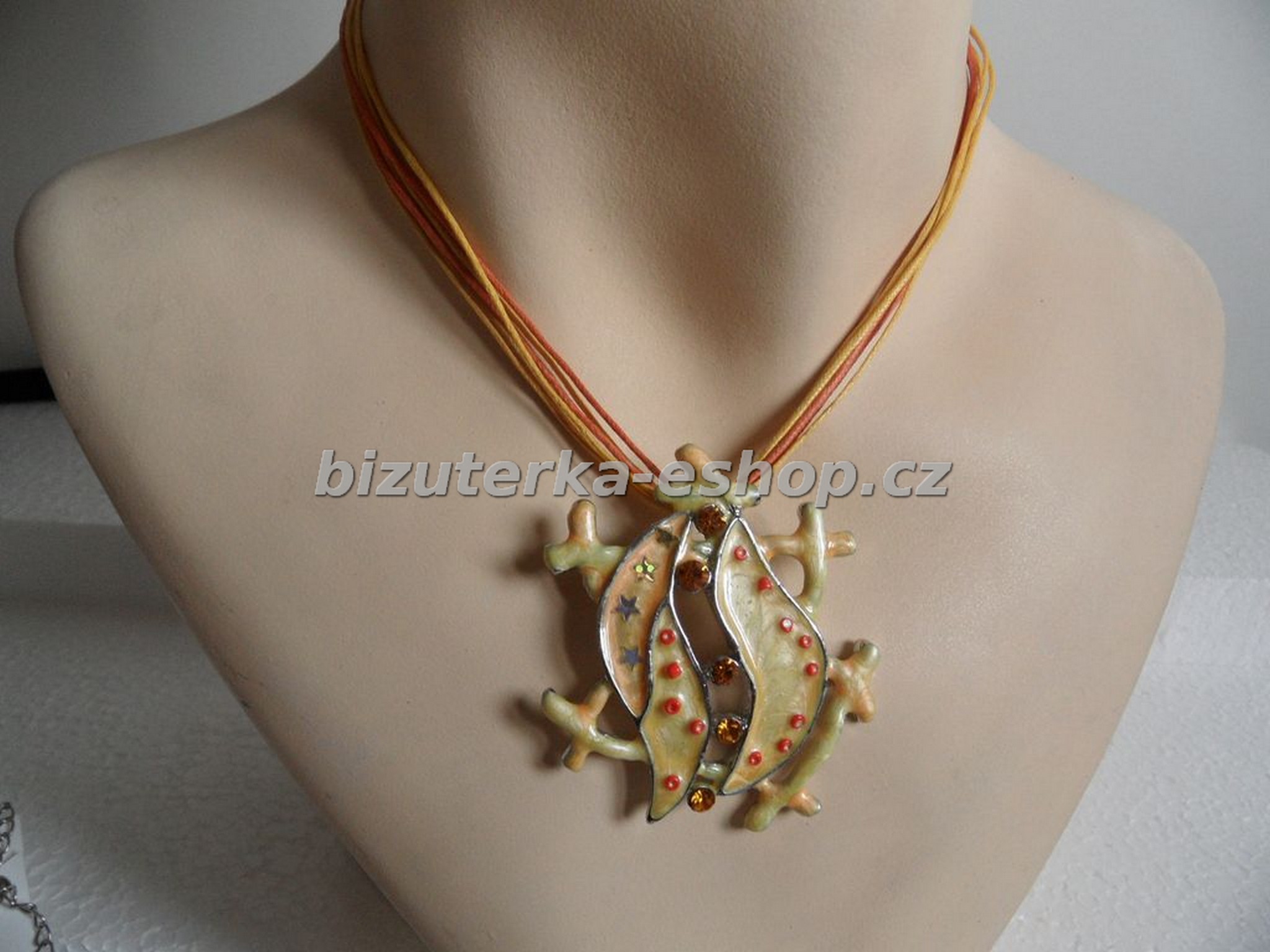 Náhrdelník s plackou oranžovo žlutý BZ-04791