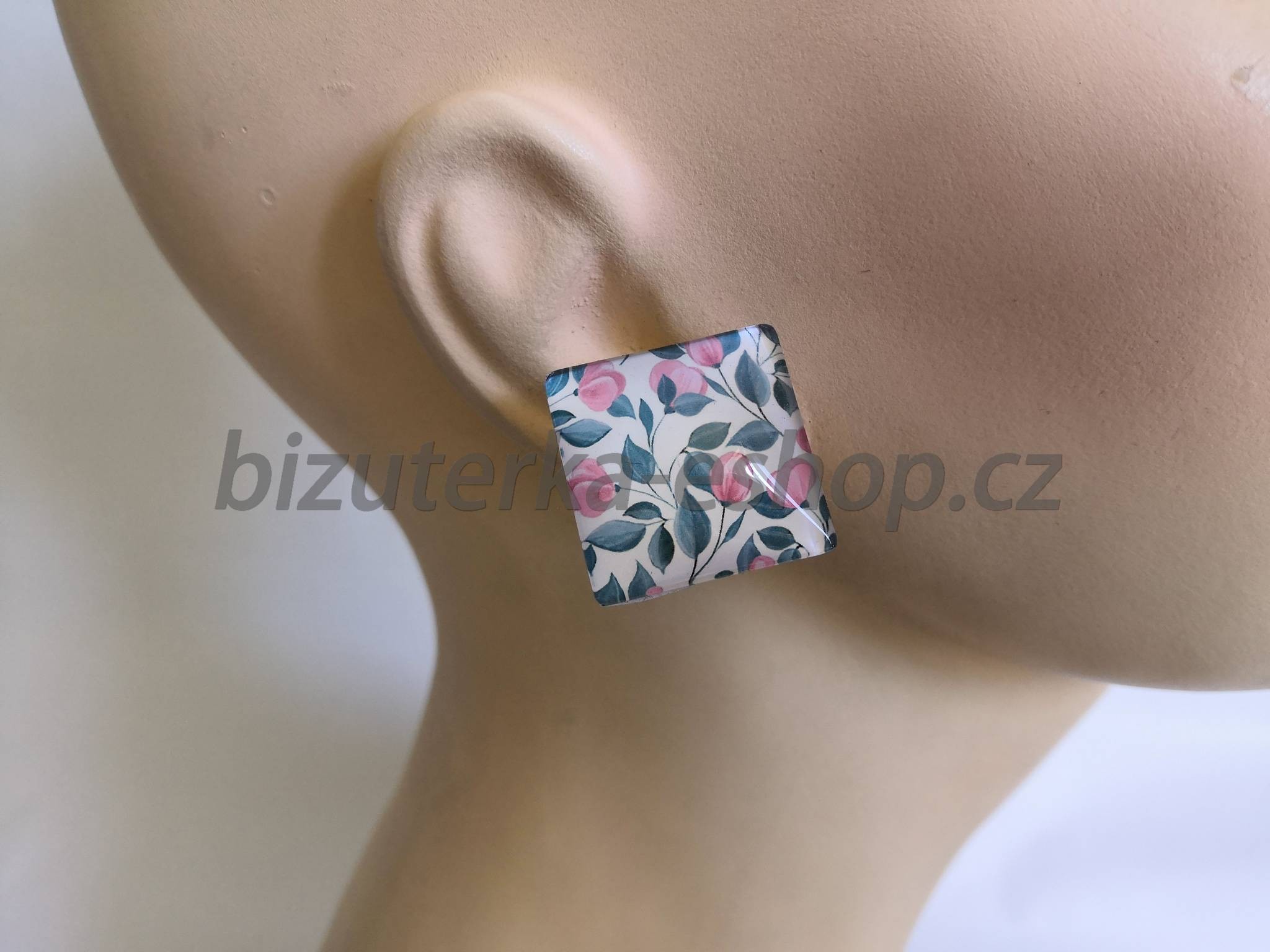 Naušnice klipsy hranaté bílo šedo růžové BZ-07111