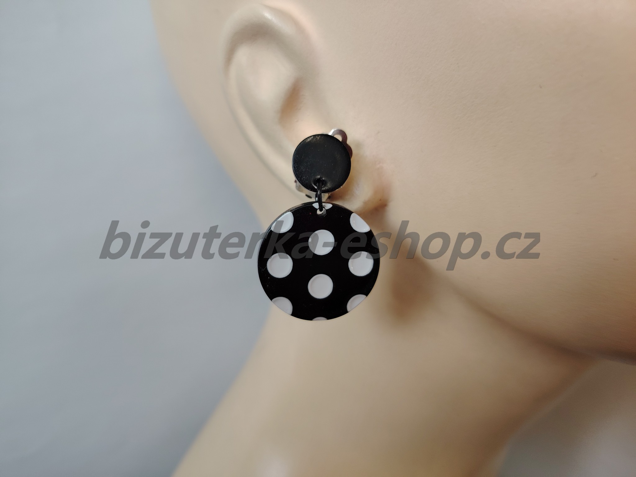 Naušnice klipsy visací černo bílé BZ-07139