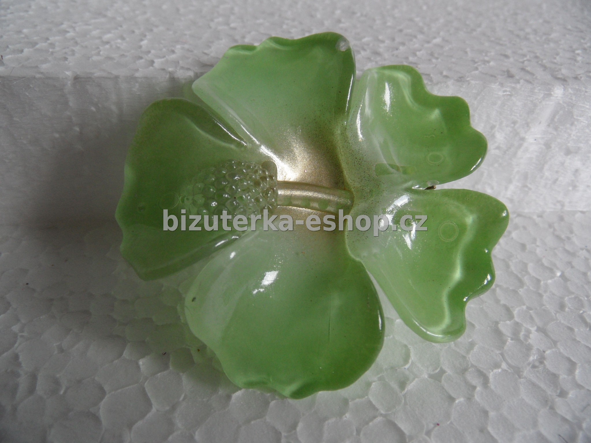 Spona zelený květ BZ-03479