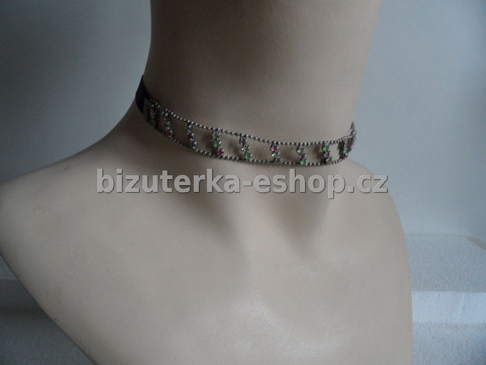 Náhrdelník s kamínky barevný BZ-03835