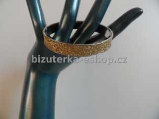 Náramek s flitry zlatý BZ-04124