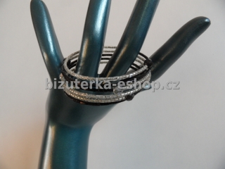 Náramek spirála z perliček černo stříbrný BZ-04360